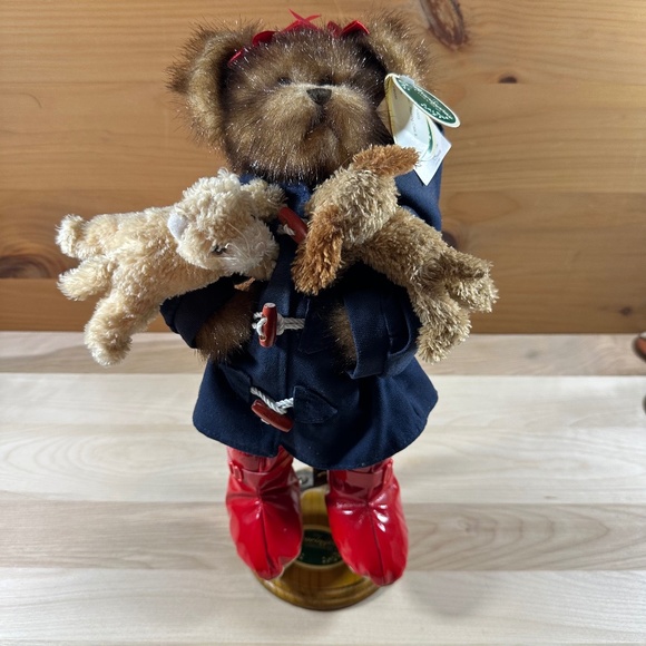 Bearington Bears #1303 "Raining Cats & Dogs" 2002 retired - comes with stand - Picture 1 of 7